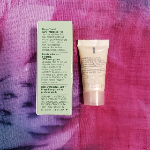 🍓5 for $20 - Moisture Surge Overnight Hydrating Mask - Picture 2 of 6